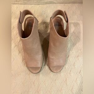 Mossimo sandals  
